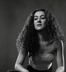 Portraits – Amira-Music
